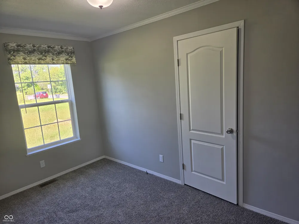 2219 Fowler Anderson, IN 46012
