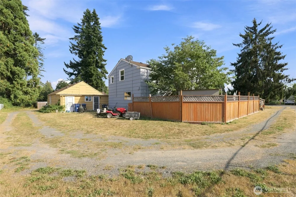 4727 61st Street NE Marysville, WA 98027