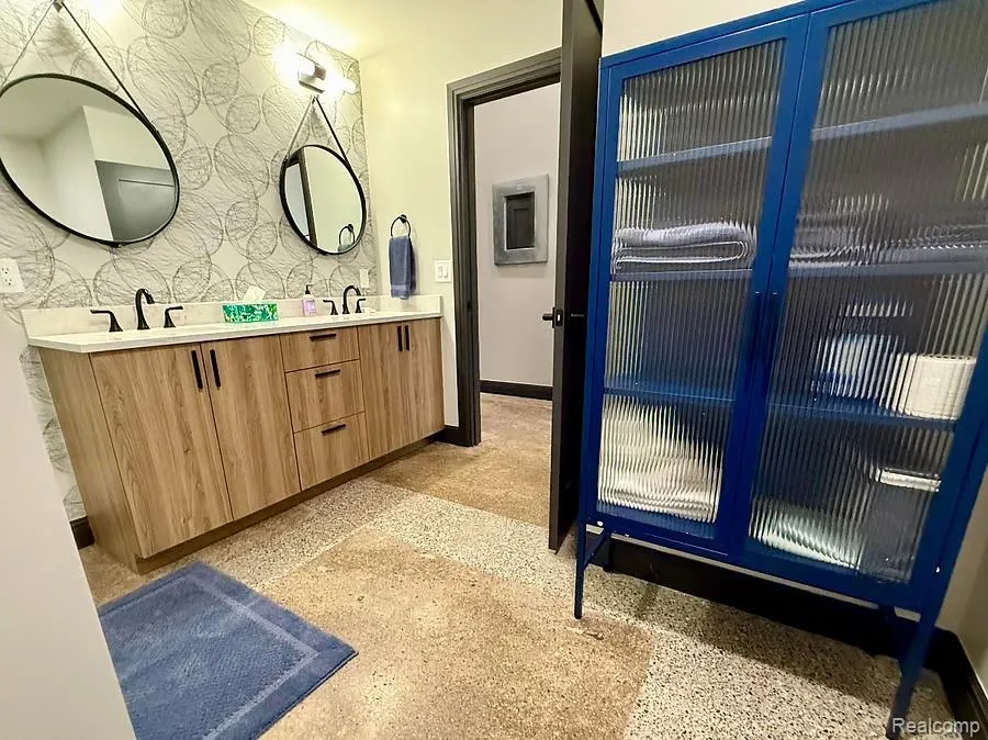 603 E Milwaukee Street #105 Detroit City, MI 48202