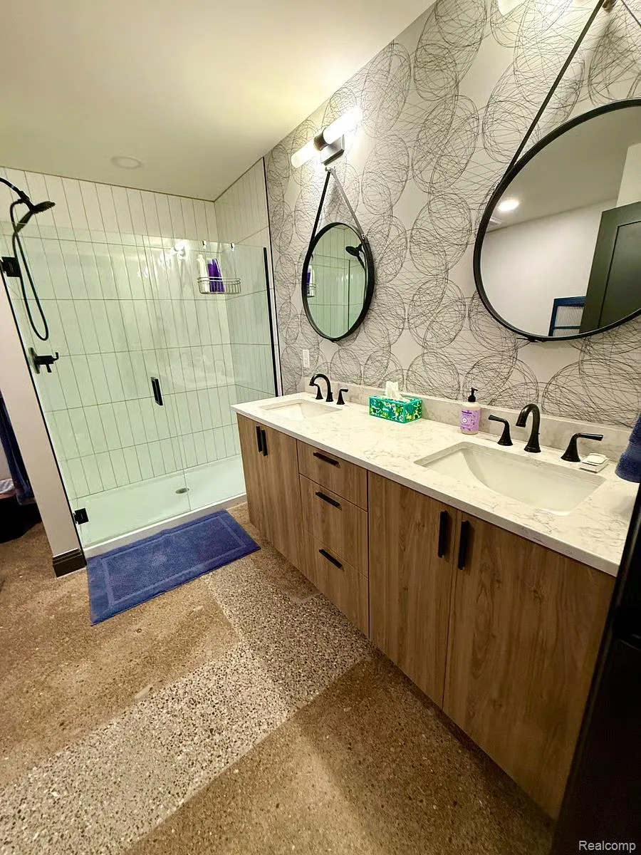 603 E Milwaukee Street #105 Detroit City, MI 48202