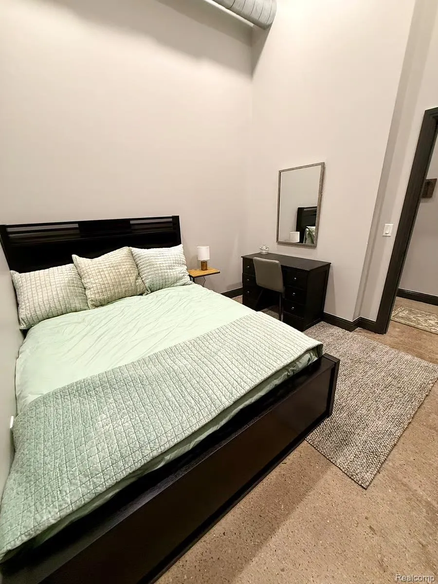 603 E Milwaukee Street #105 Detroit City, MI 48202