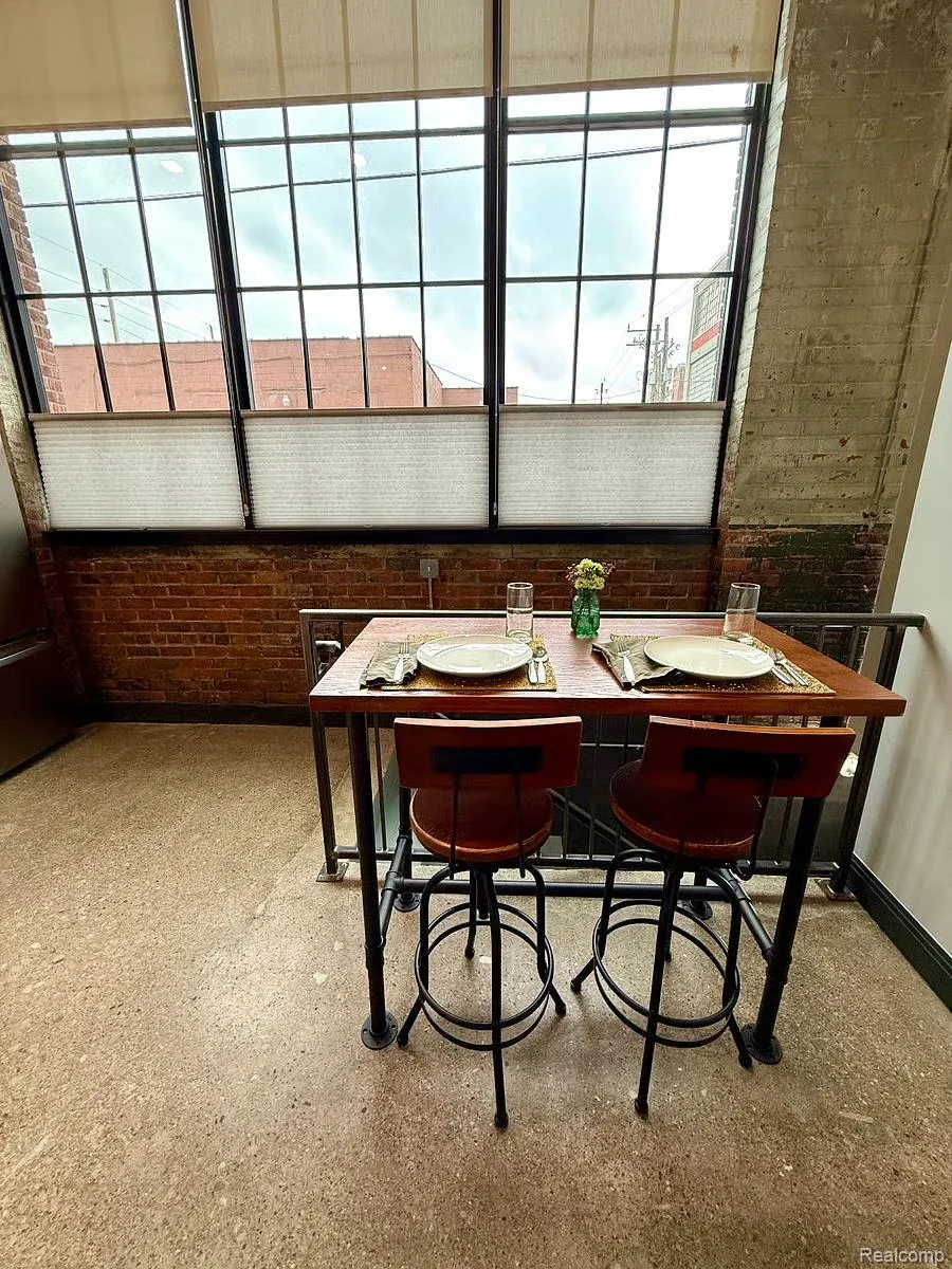 603 E Milwaukee Street #105 Detroit City, MI 48202