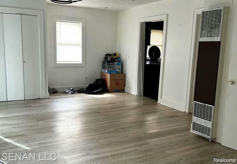 1520 E Oakland Avenue Lansing City, MI 48906