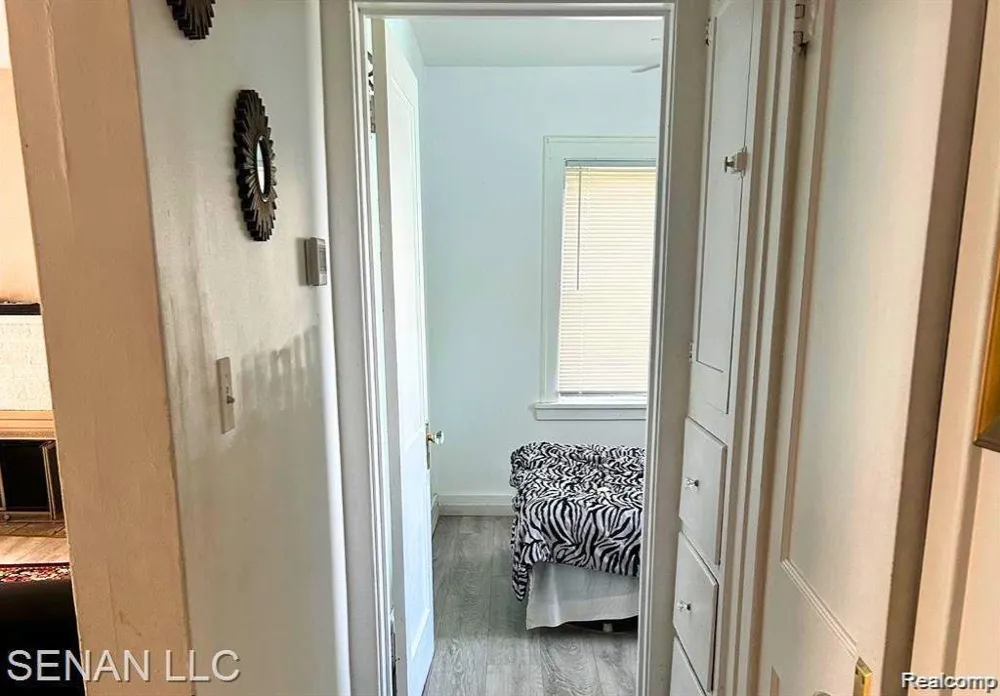 1520 E Oakland Avenue Lansing City, MI 48906