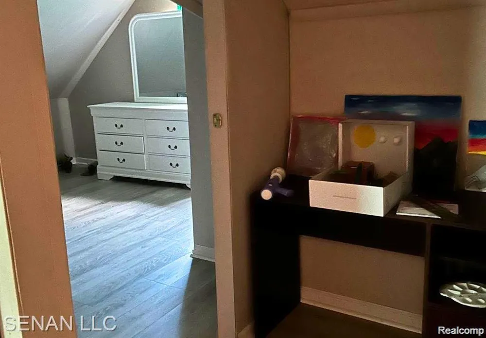 1520 E Oakland Avenue Lansing City, MI 48906