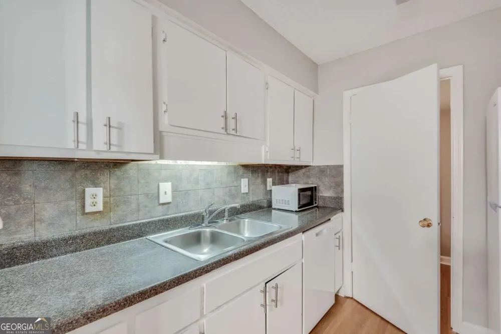 1516 Wingate WAY Sandy Springs, GA 30350