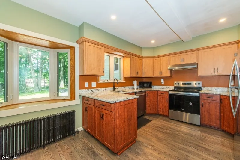 169 Shongum Rd Denville, NJ 07834