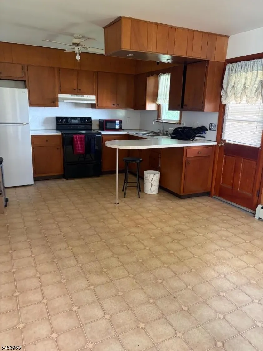 401 Liberty Blvd Pohatcong, NJ 08865