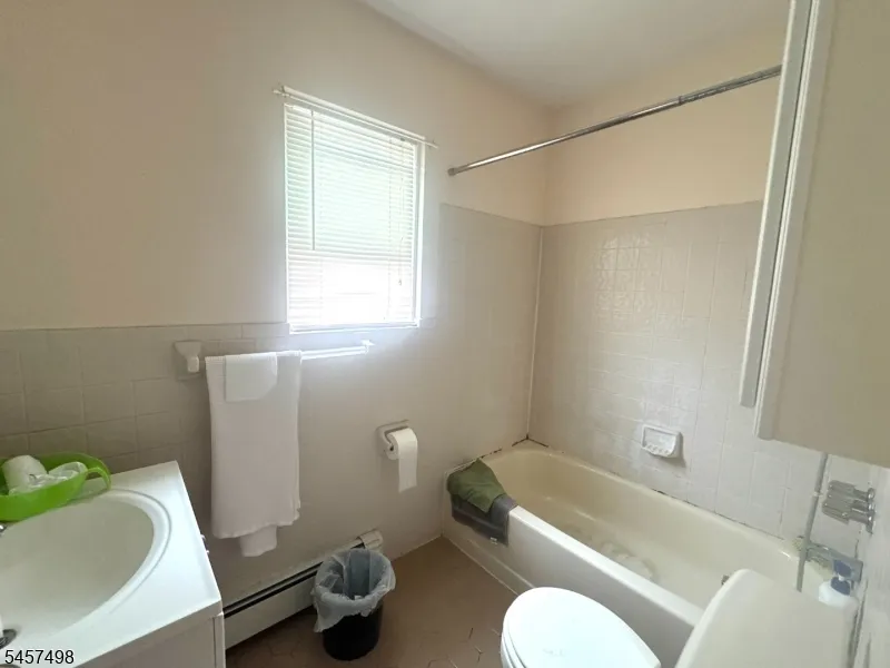 1120 Valley Rd #1B Unit 1B Wayne, NJ 07470