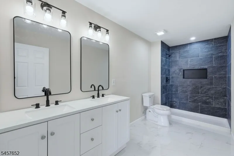 10 Delar Pkwy #A Unit A Franklin, NJ 08823