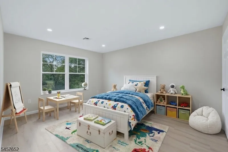 10 Delar Pkwy #A Unit A Franklin, NJ 08823