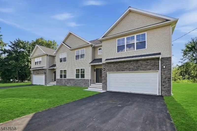 10 Delar Pkwy #B Unit B Franklin, NJ 08823