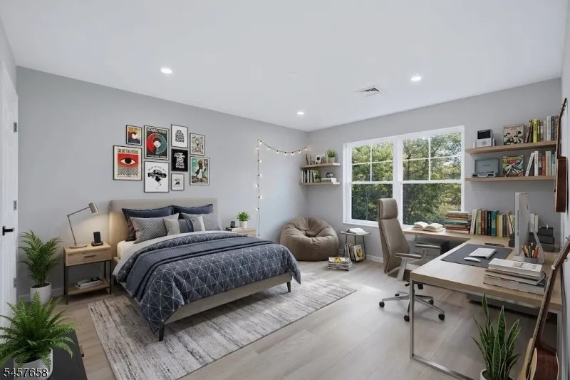 10 Delar Pkwy #B Unit B Franklin, NJ 08823