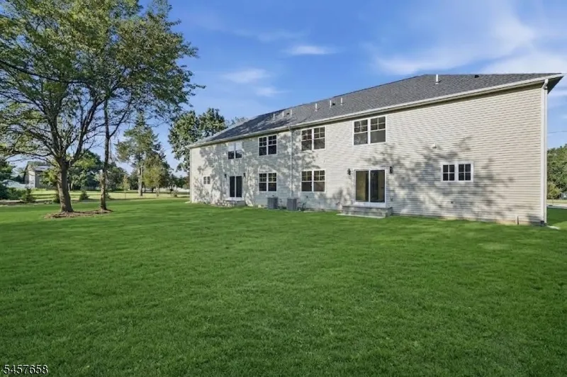 10 Delar Pkwy #B Unit B Franklin, NJ 08823