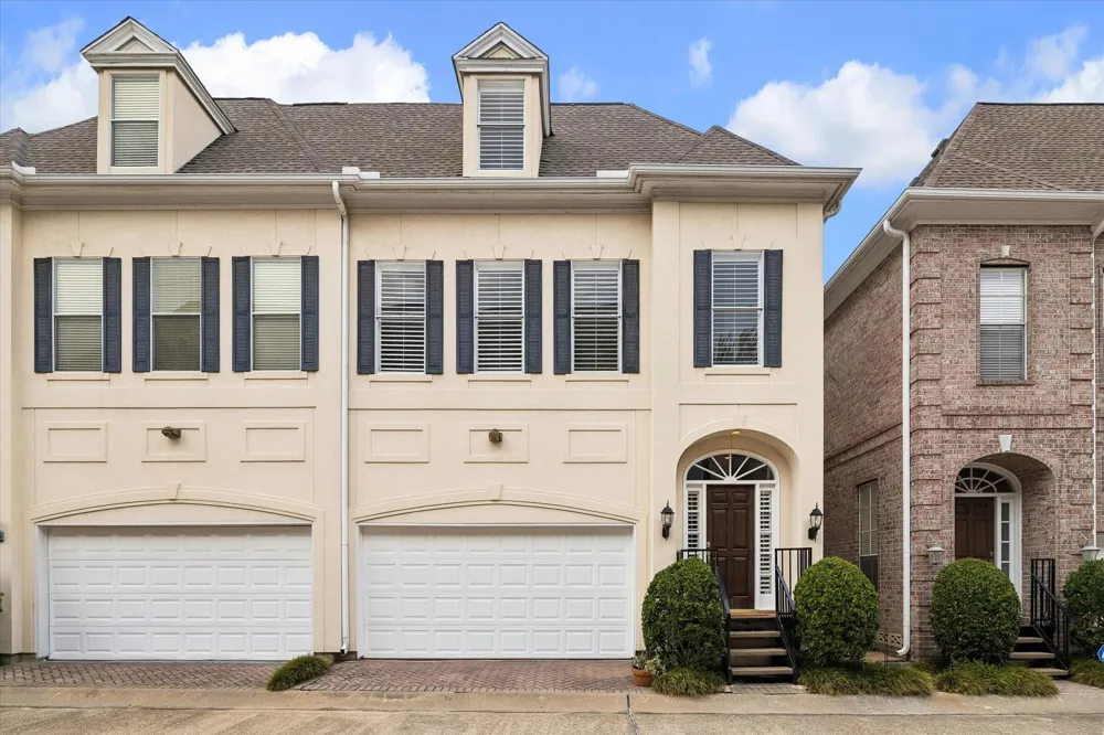 1917 Woodbury Street Houston, TX 77030