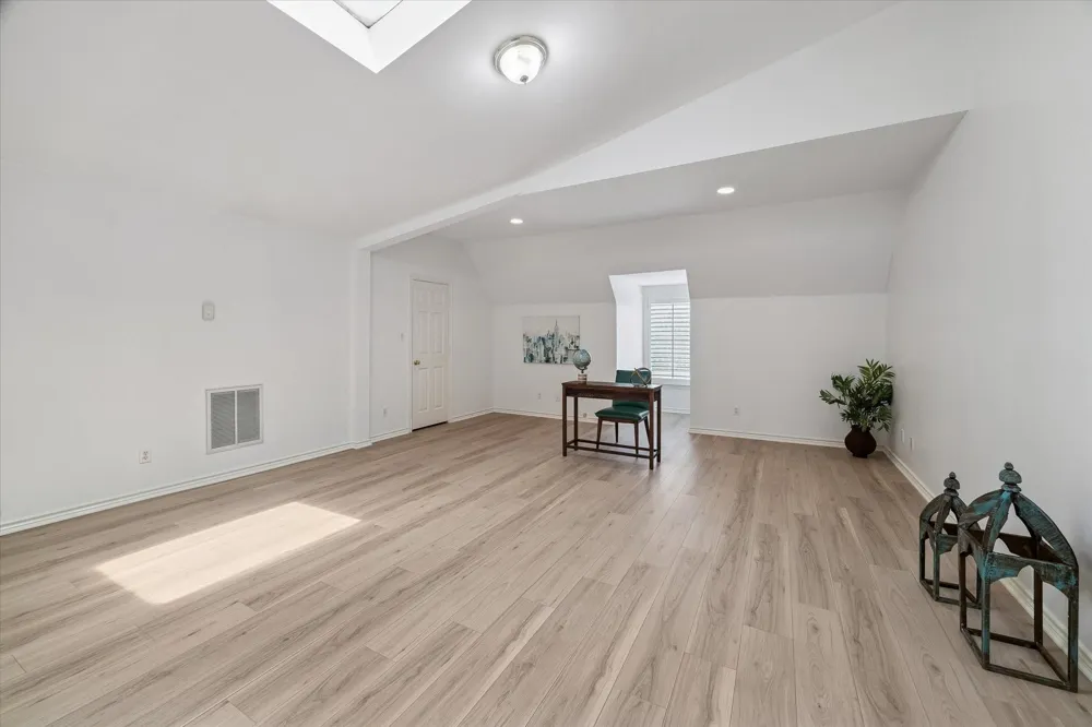 1917 Woodbury Street Houston, TX 77030