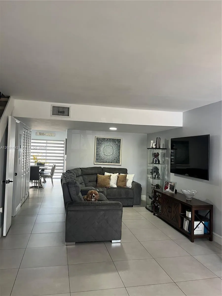 12277 SW 16th Ter #106-Y Miami, FL 33175