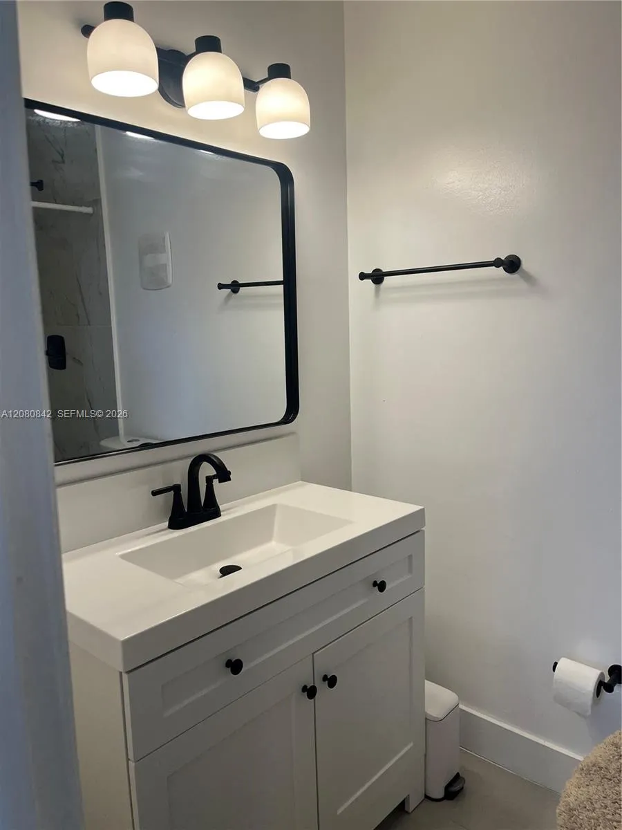 12277 SW 16th Ter #106-Y Miami, FL 33175