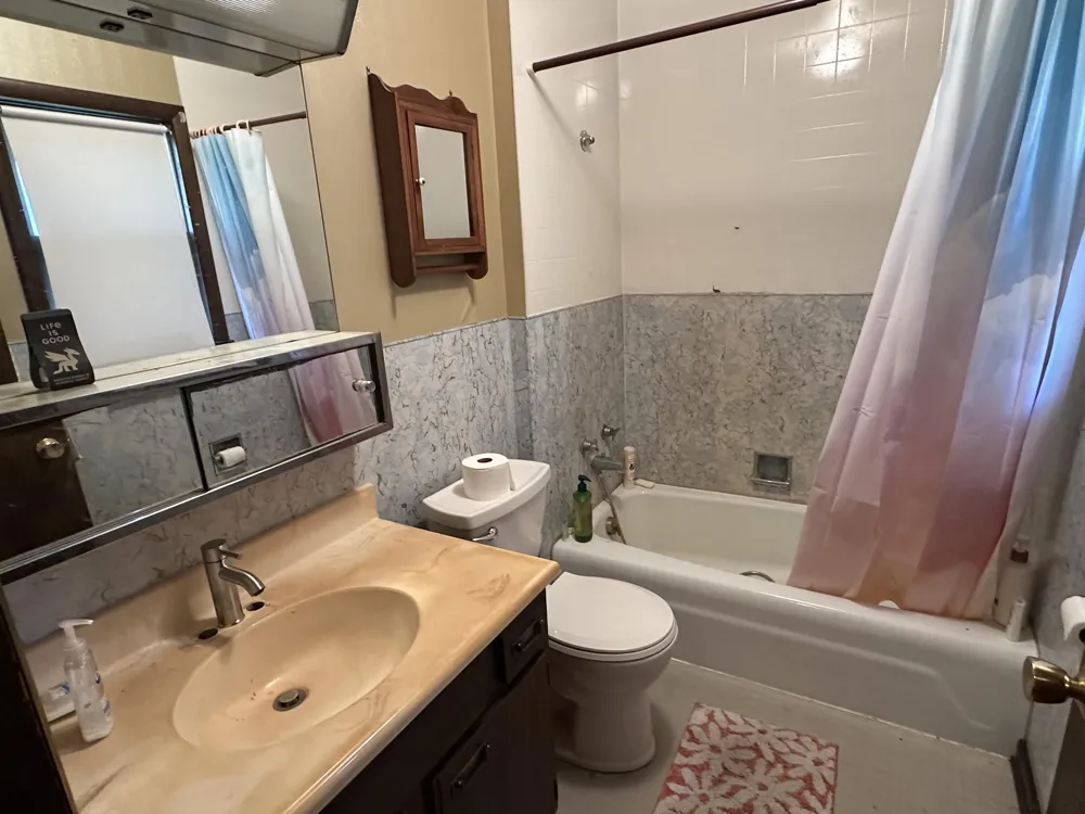 140 W Parkdale Avenue Manistee Township, MI 49660