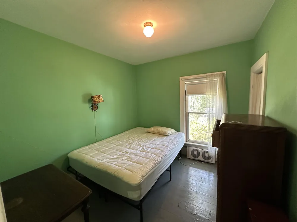 140 W Parkdale Avenue Manistee Township, MI 49660