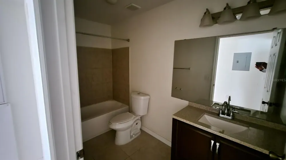 14013 FAIRWAY ISLAND DRIVE #427 Orlando, FL 32837