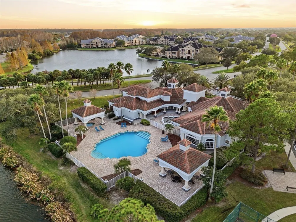 14013 FAIRWAY ISLAND DRIVE #427 Orlando, FL 32837