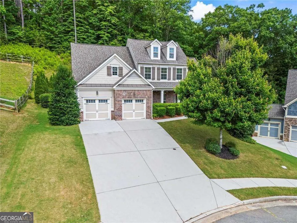 183 Lullwater LN Dallas, GA 30132