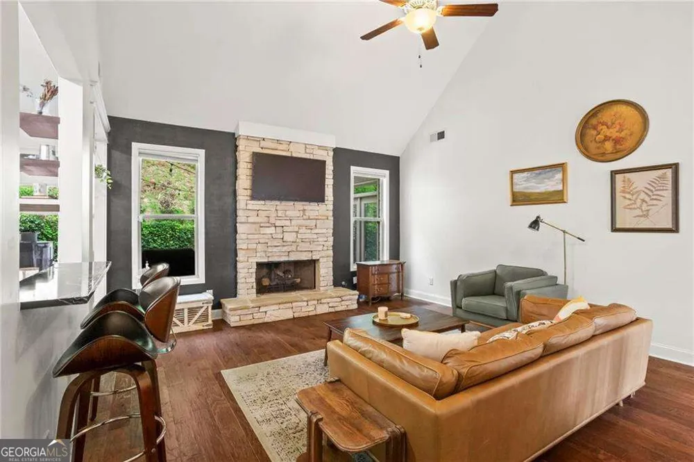 183 Lullwater LN Dallas, GA 30132