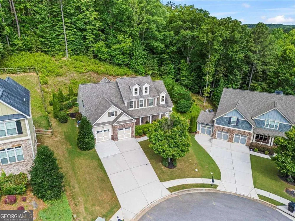 183 Lullwater LN Dallas, GA 30132