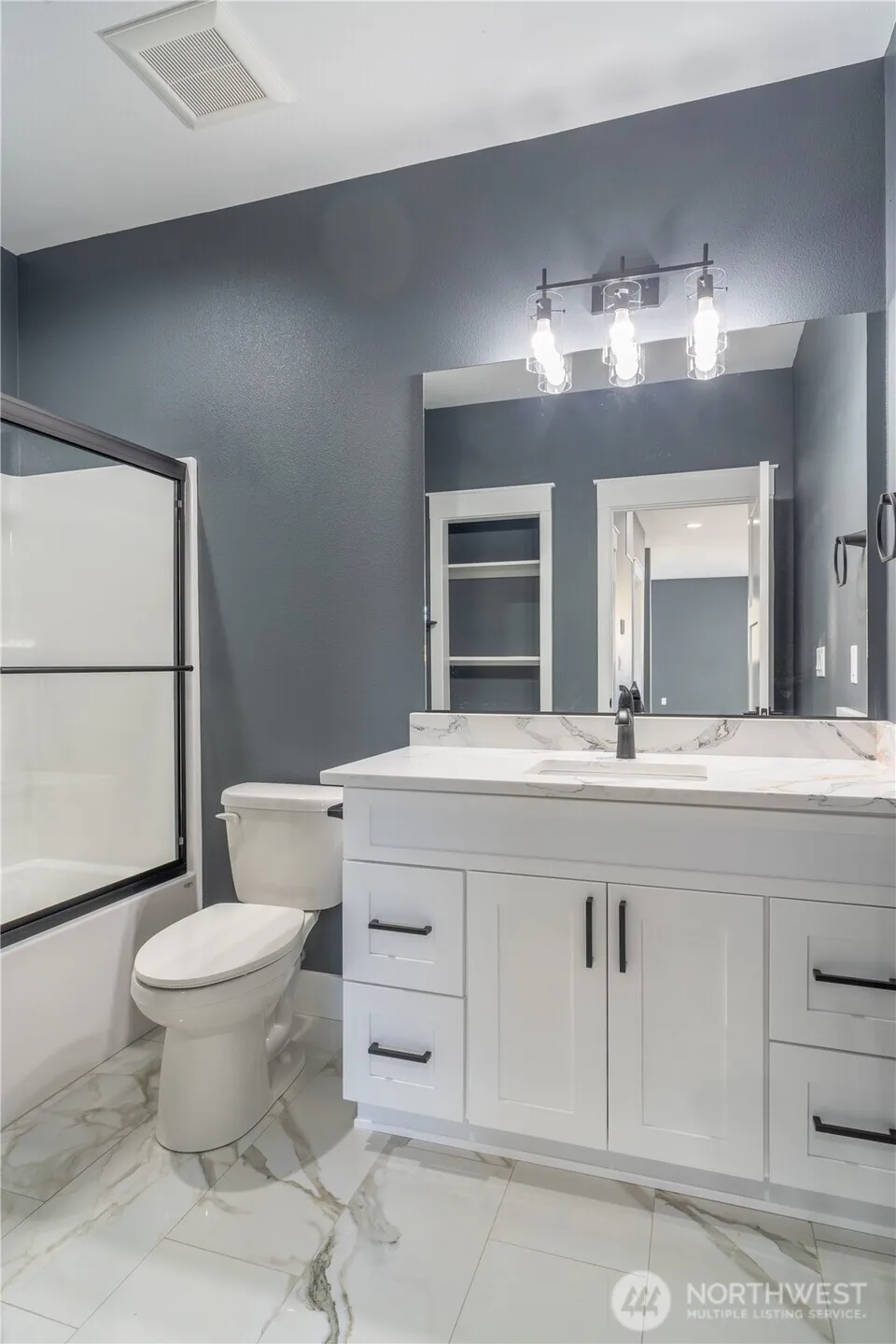 201 Bridgeview Drive Vantage, WA 98950