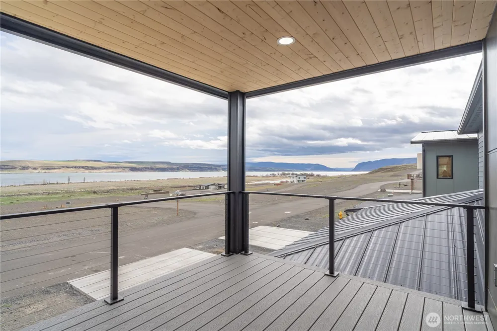 201 Bridgeview Drive Vantage, WA 98950