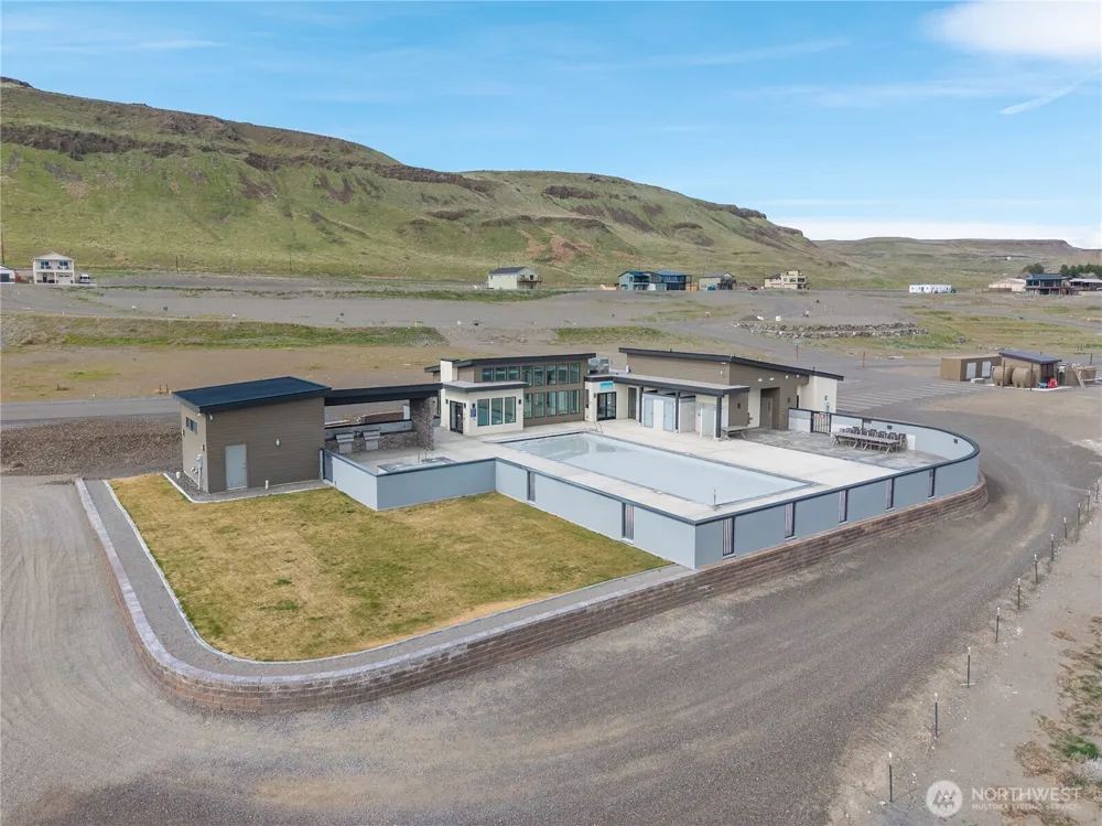 201 Bridgeview Drive Vantage, WA 98950