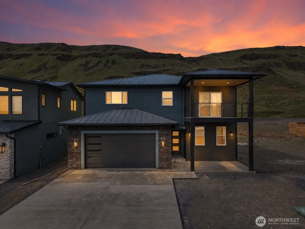 201 Bridgeview Drive Vantage, WA 98950