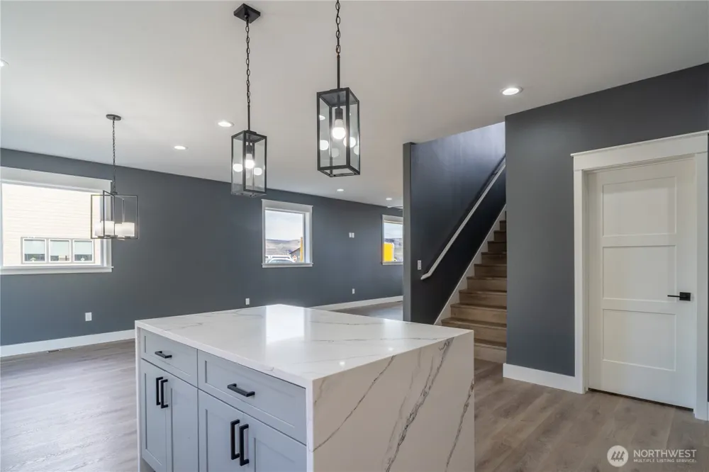 201 Bridgeview Drive Vantage, WA 98950