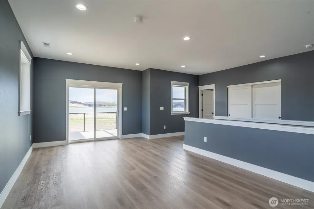 201 Bridgeview Drive Vantage, WA 98950