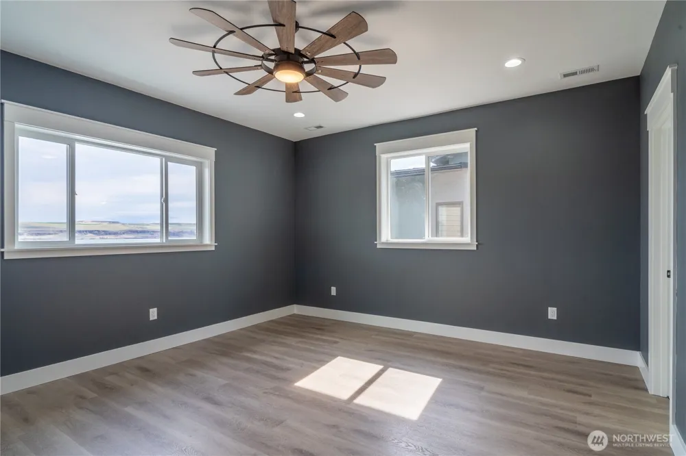 201 Bridgeview Drive Vantage, WA 98950
