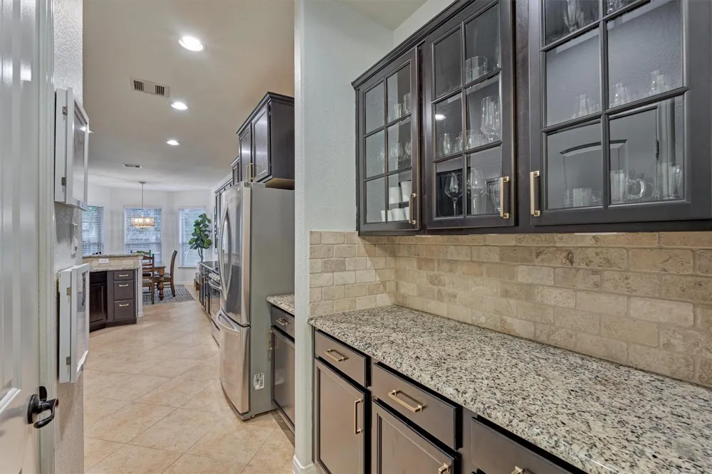 137 Jaxxon Pointe Drive Montgomery, TX 77316