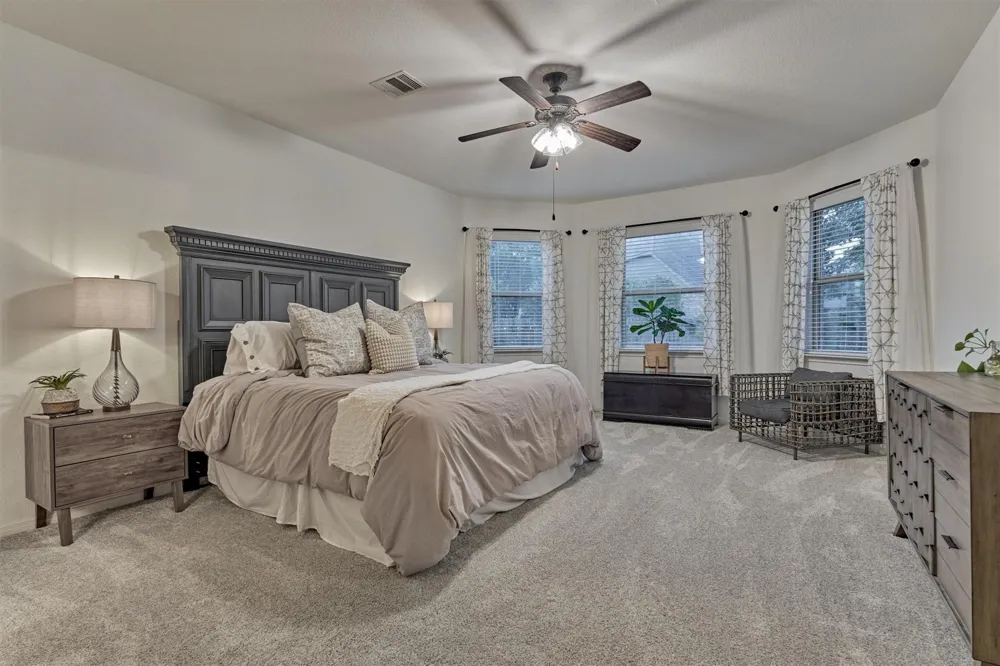137 Jaxxon Pointe Drive Montgomery, TX 77316