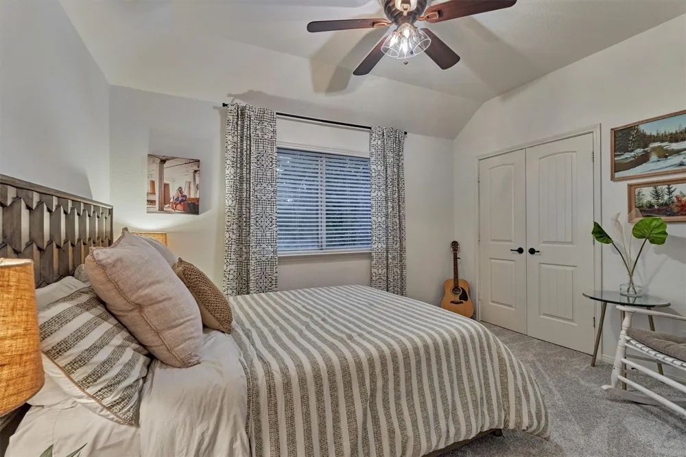 137 Jaxxon Pointe Drive Montgomery, TX 77316