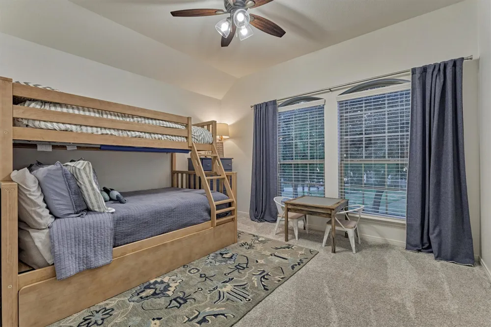 137 Jaxxon Pointe Drive Montgomery, TX 77316
