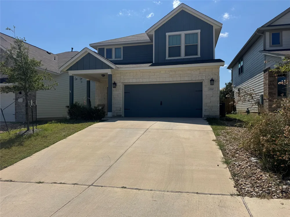 1940 Cantonata Drive Leander, TX 78641
