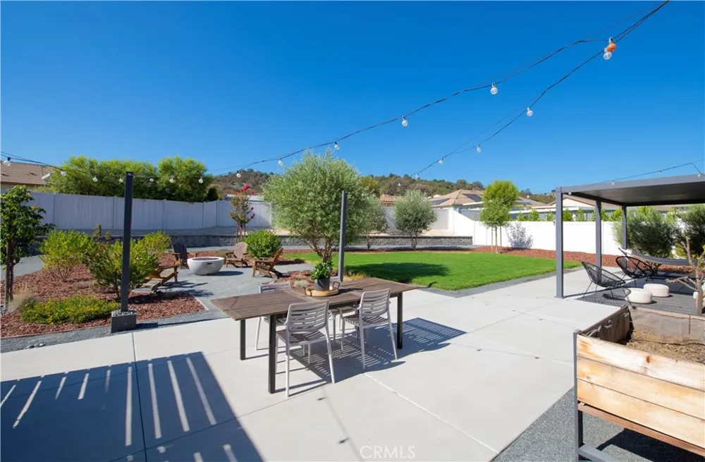 13521 Corral Court Valley Center, CA 92082