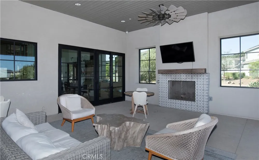 13521 Corral Court Valley Center, CA 92082