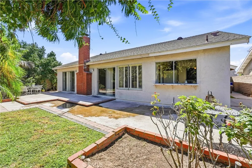 19712 Sacramento Huntington Beach, CA 92646