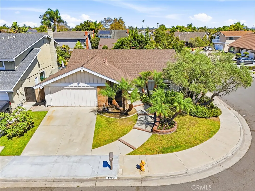 19712 Sacramento Huntington Beach, CA 92646