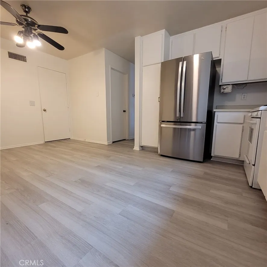 979 Forest Colton, CA 92324
