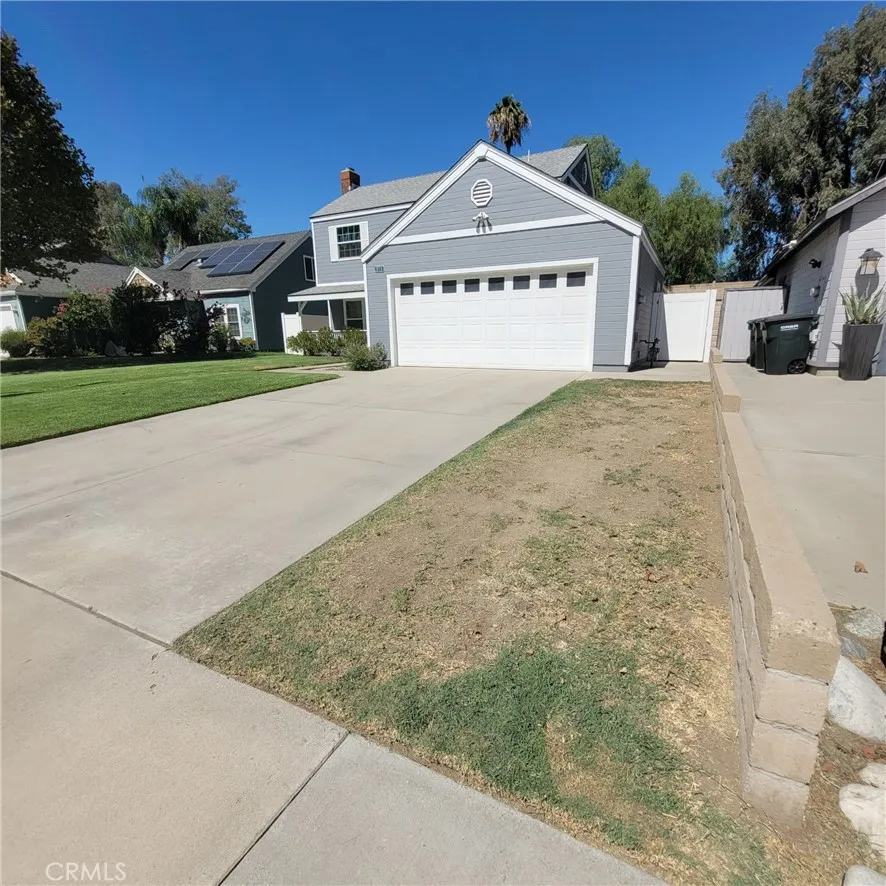979 Forest Colton, CA 92324