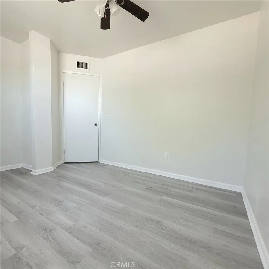 979 Forest Colton, CA 92324