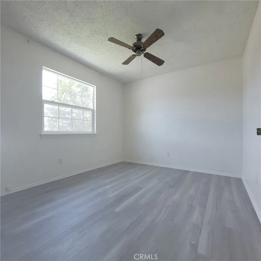 979 Forest Colton, CA 92324