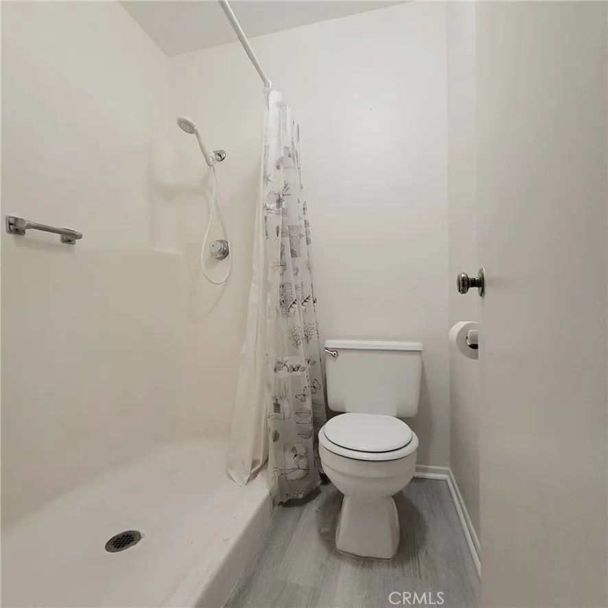 979 Forest Colton, CA 92324